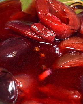 Маринованная слива