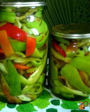 Маринованный болгарский перец