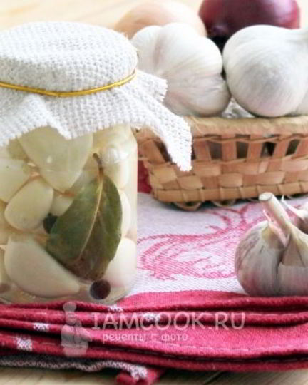 Рецепт маринованного чеснока зубчиками