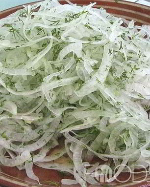 Маринованный лук