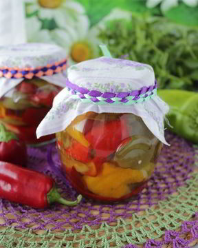 Маринованный сладкий перец