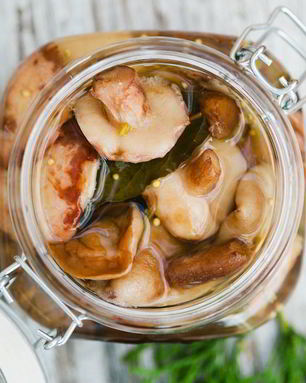 Маринованные маслята