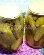 Маринованные огурцы в литровых банках