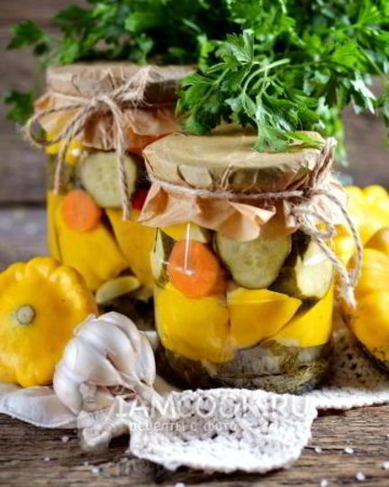 Рецепт маринованных патиссонов с огурцами на зиму