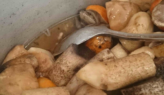 маринованные подосиновики