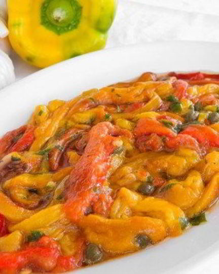 Рецепт маринованных полосок жареных перцев в пряном масле и бальзамическом уксусе