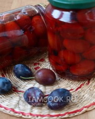 Маринованные сливы с чесноком