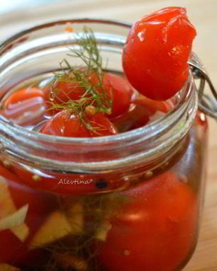 Маринованные томаты