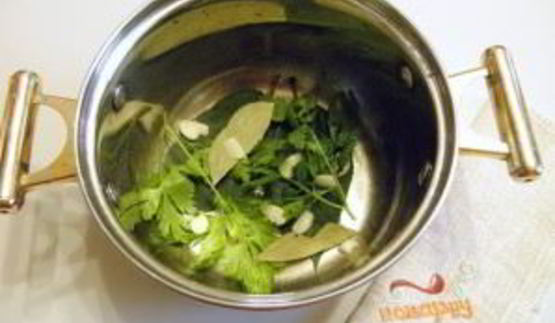 огурцы маринованные с морковью