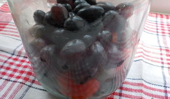 помидоры маринованные с виноградом