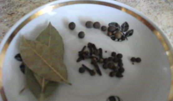 помидоры маринованные со сливой