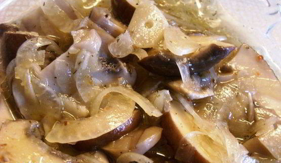 шампиньоны быстромаринованные