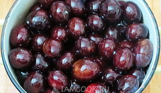 сливы маринованные закусочные на зиму