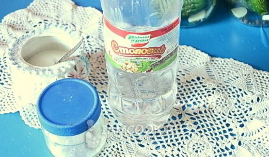 огурцы на зиму в литровых банках