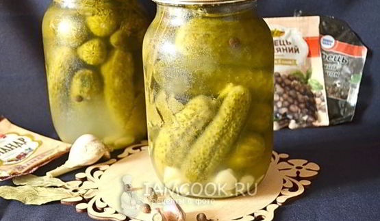 огурцы на зиму в литровых банках