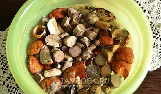 подосиновики, замороженные на зиму