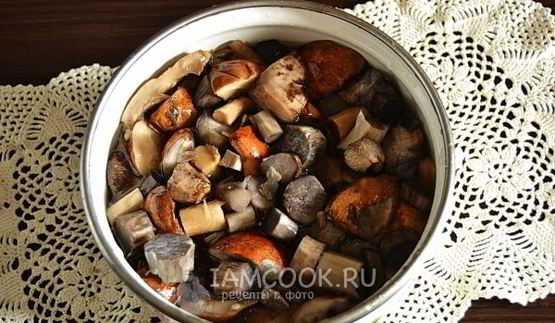 подосиновики, замороженные на зиму