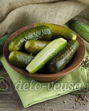 Малосольные огурцы