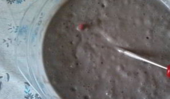 бисквит со смородиновым вареньем