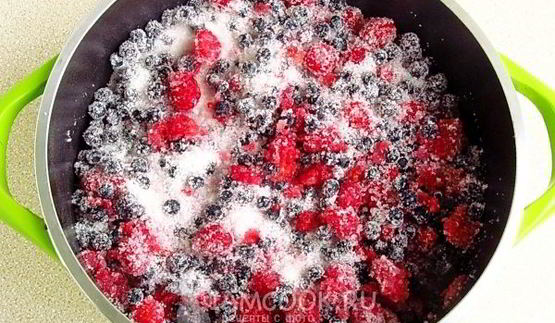 чернично-малиновое варенье