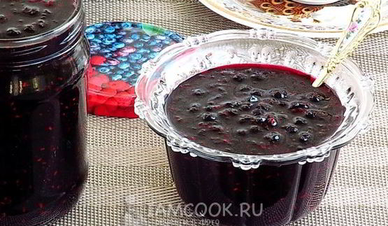 чернично-малиновое варенье