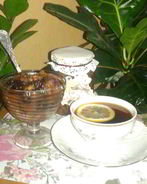 Грушевое варенье с грецкими орехами и черносливом