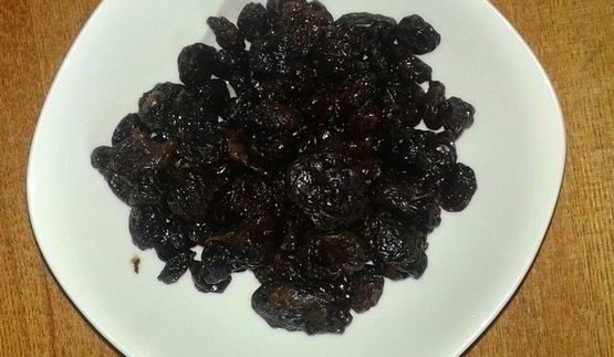 грушевое варенье с грецкими орехами и черносливом