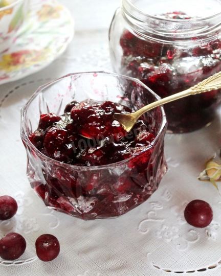 Рецепт густого варенья из вишни с косточкой