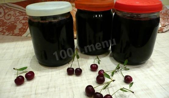 густое вишневое варенье