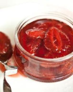 Клубничное варенье из нарезанных ягод