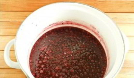 красная смородина с сахаром