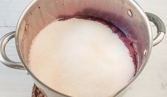 мамино вишневое варенье