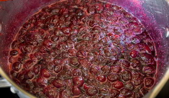 мамино вишневое варенье