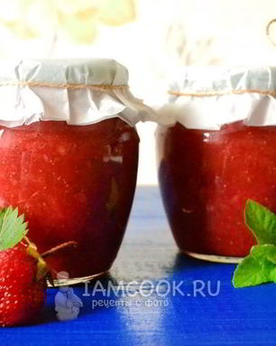 Сырое варенье из клубники