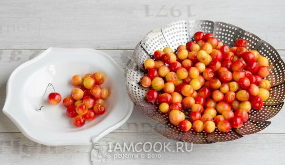 варенье из черешни с косточками