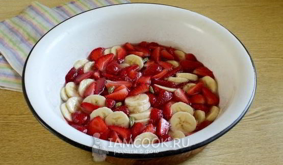 варенье из клубники и бананов