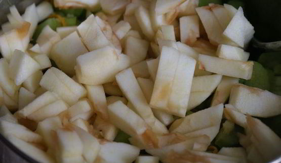 варенье из ревеня с зелеными яблоками и имбирем