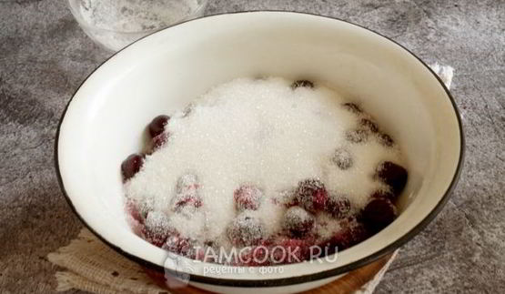 варенье из вишни пятиминутка