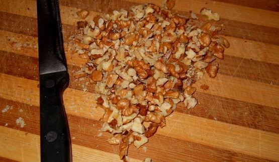 яблоки запеченные с вареньем и грецкими орехами