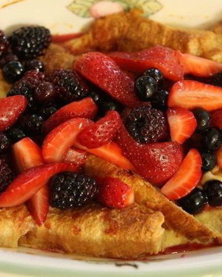 Рецепт ягод на французском тосте