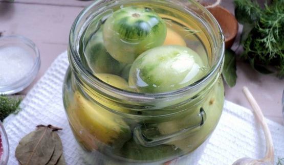 зеленые помидоры на зиму