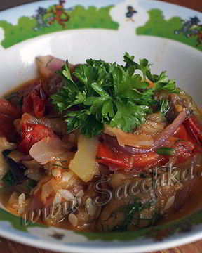 Аджапсандал из запеченных овощей