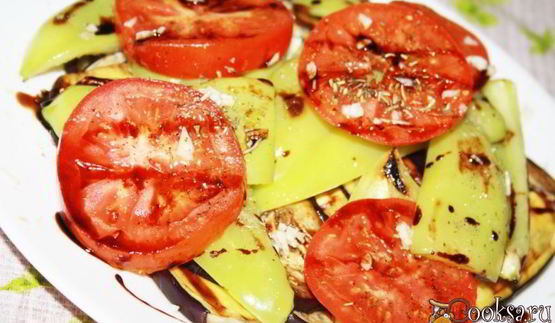 антипасти из баклажана, сладкого перца и помидора