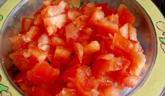 авокадо запеченные под яично-сливочным соусом