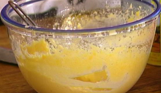 бутерброд с ветчиной, сыром и грушей