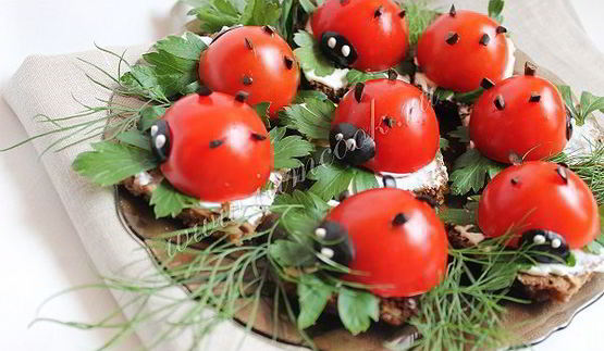 бутерброды божья коровка