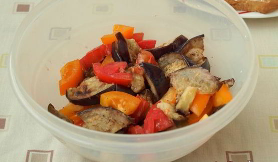 бутерброды с баклажанами и помидорами