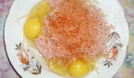 бутерброды с колбасой и картошкой