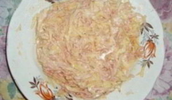 бутерброды с колбасой и картошкой