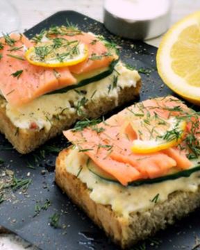 Бутерброды с красной рыбой